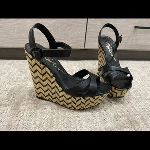Alice & Olivia platform heels - black & beige size 38.5